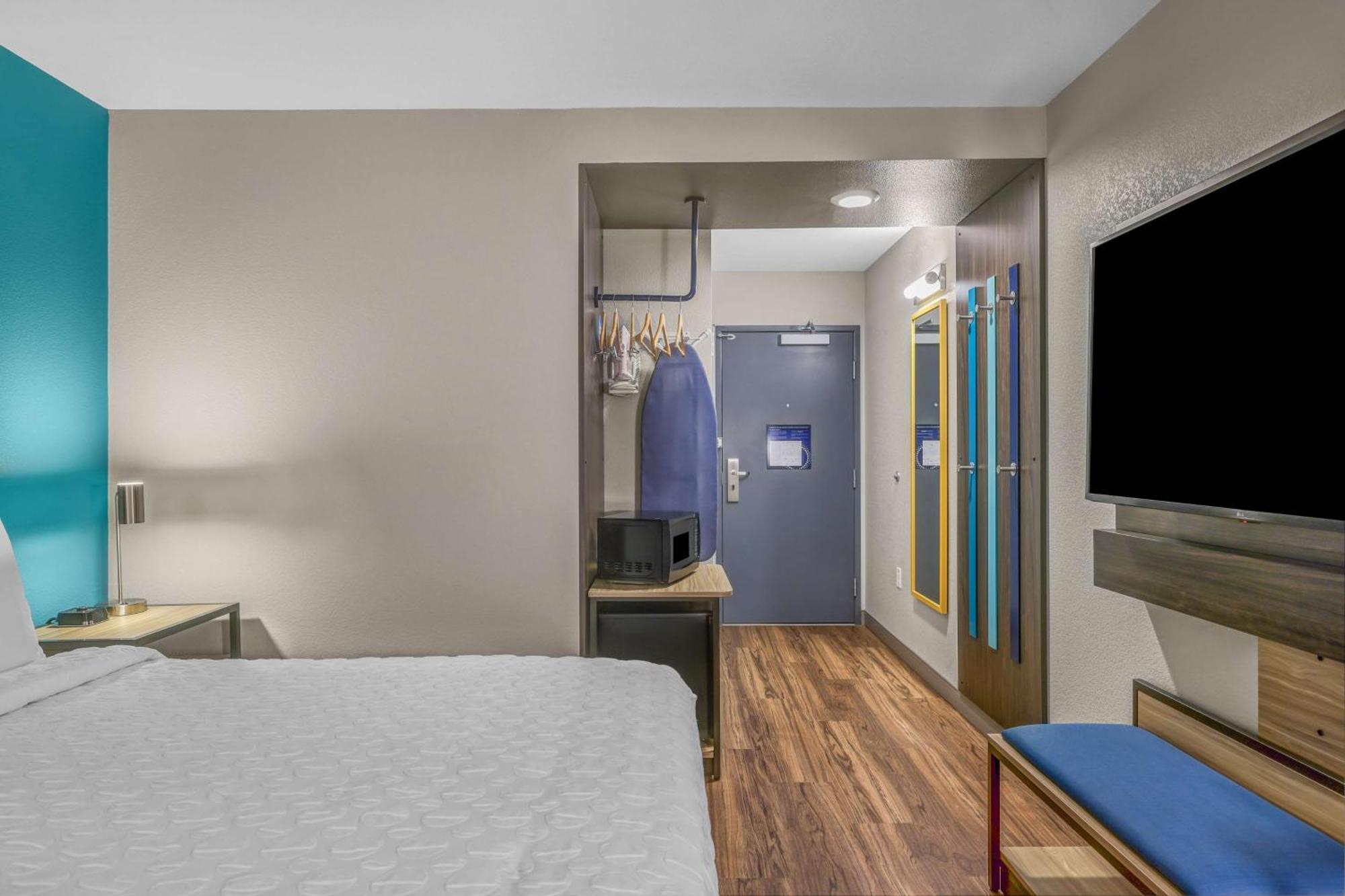 Tru By Hilton Lathrop Hotel Kültér fotó